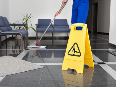 OfficeCleaning_mop850px