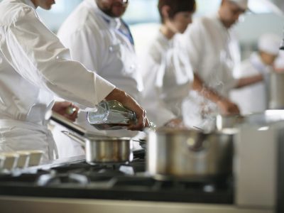 ThinkstockPhotos-78809130 Chef in a Restaurant